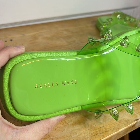 NWOT Azalea Wang Neon Green Spiked Double Strap Slip On Flip Flop Sandals Size 9 - Picture 3 of 5